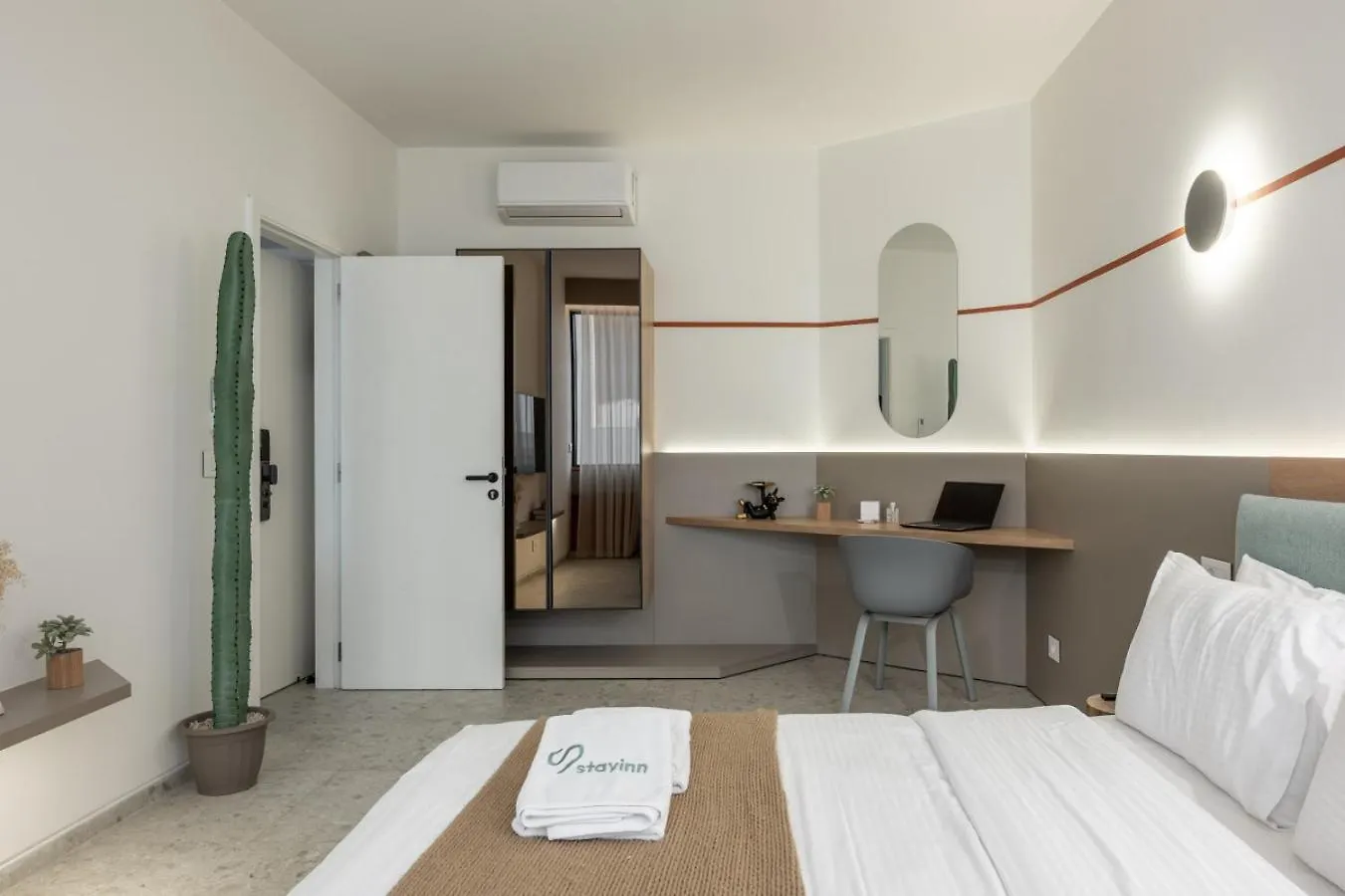 Desert 2 Bedrooms Apartment In Gemmayze Ar Rumayl